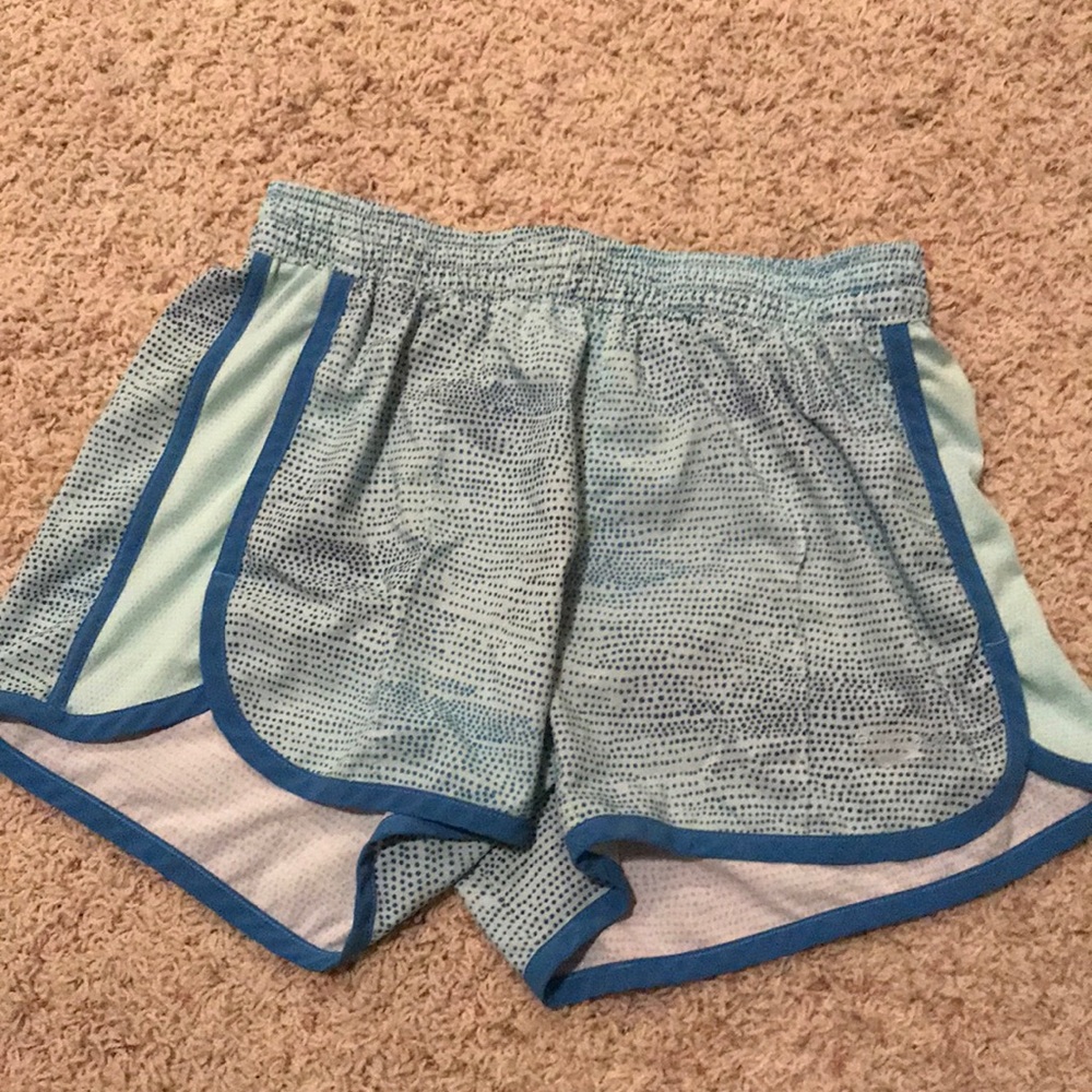 Brooks running shorts - sz M